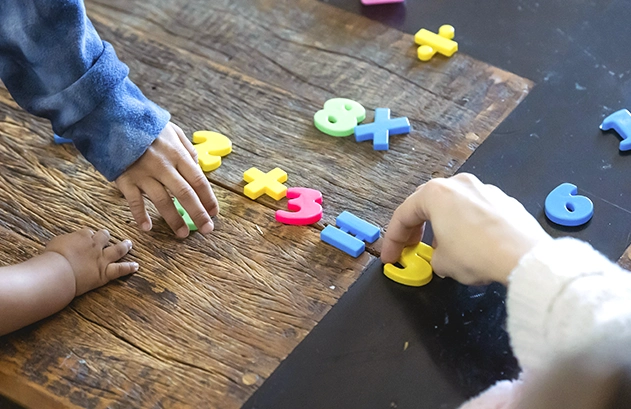 centro ingenio. Matemáticas Genios, para 7 a 9 años